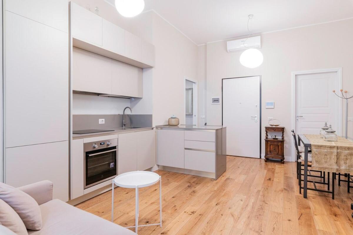 Homeby, Appartamento Tiepolo Milano Exterior foto